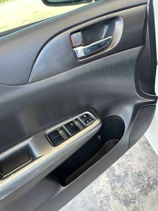 2011 Subaru Impreza 3rd Gen - Image 10 of 19