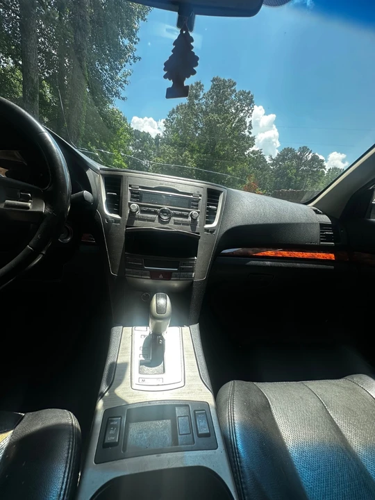 2011 Subaru Legacy 5th Gen - Image 4 of 12