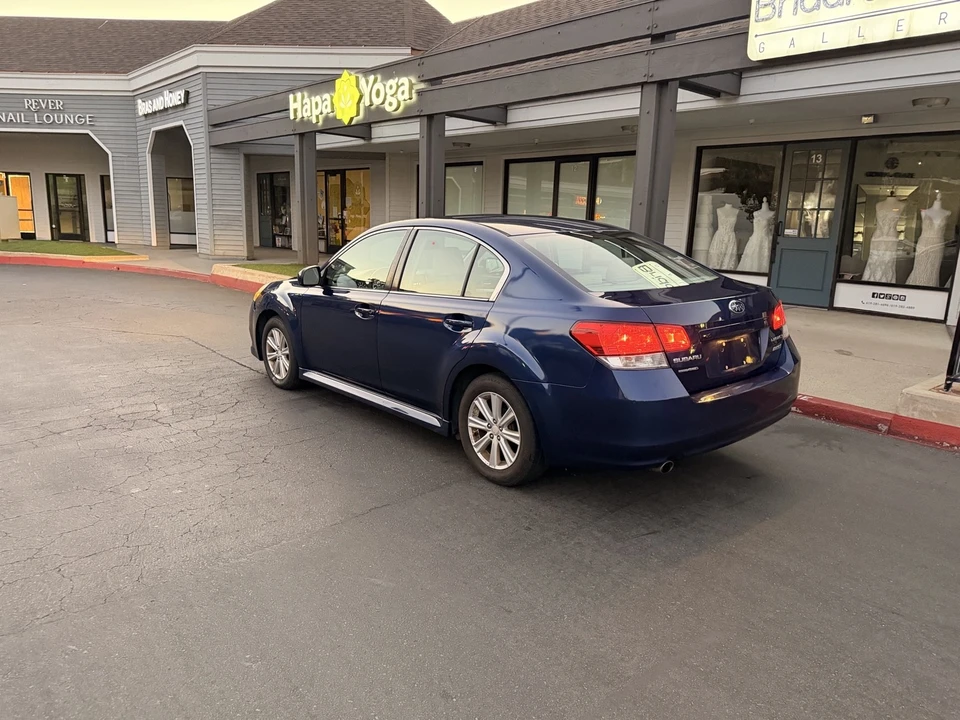 2011 Subaru Legacy 5th Gen - Image 3 of 7