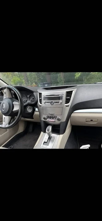 2011 Subaru Legacy 5th Gen - Image 5 of 9