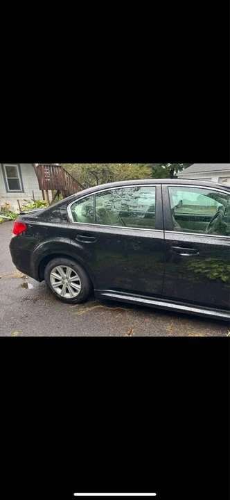 2011 Subaru Legacy 5th Gen - Image 4 of 9