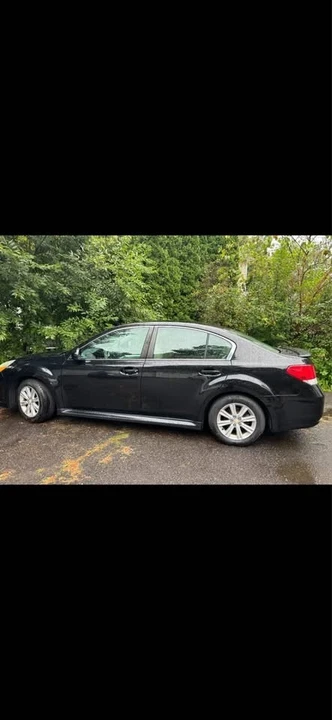 2011 Subaru Legacy 5th Gen - Image 2 of 9