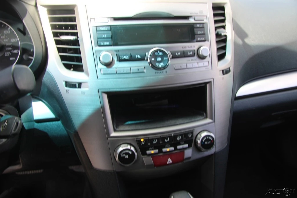 2011 Subaru Legacy 5th Gen - Image 18 of 21