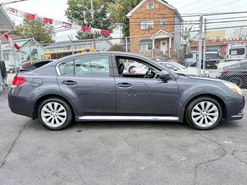2011 Subaru Legacy 5th Gen - Image 9 of 12