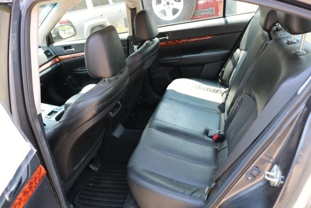 2011 Subaru Legacy 5th Gen - Image 9 of 13