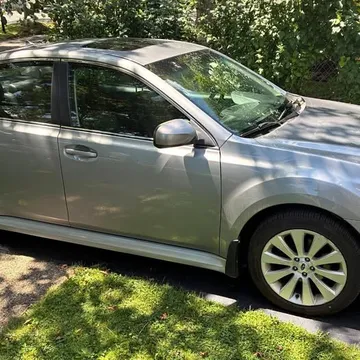 2011 Subaru Legacy 2.5i Limited Sedan 4D