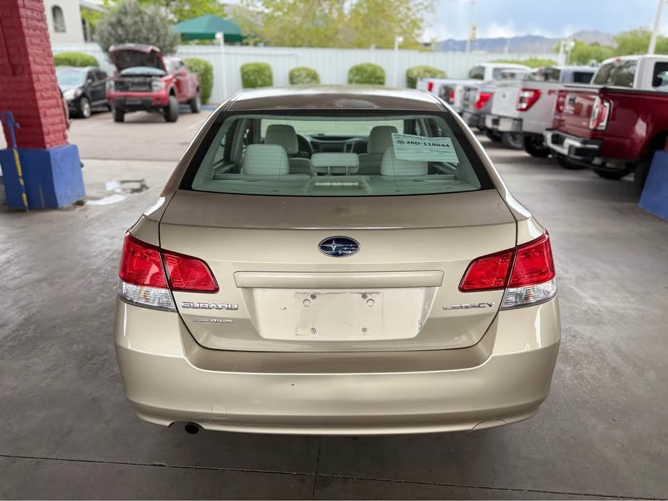 2011 Subaru Legacy 5th Gen - Image 5 of 16