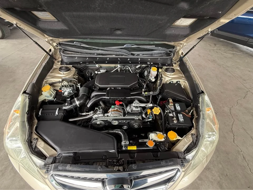 2011 Subaru Legacy 5th Gen - Image 7 of 16