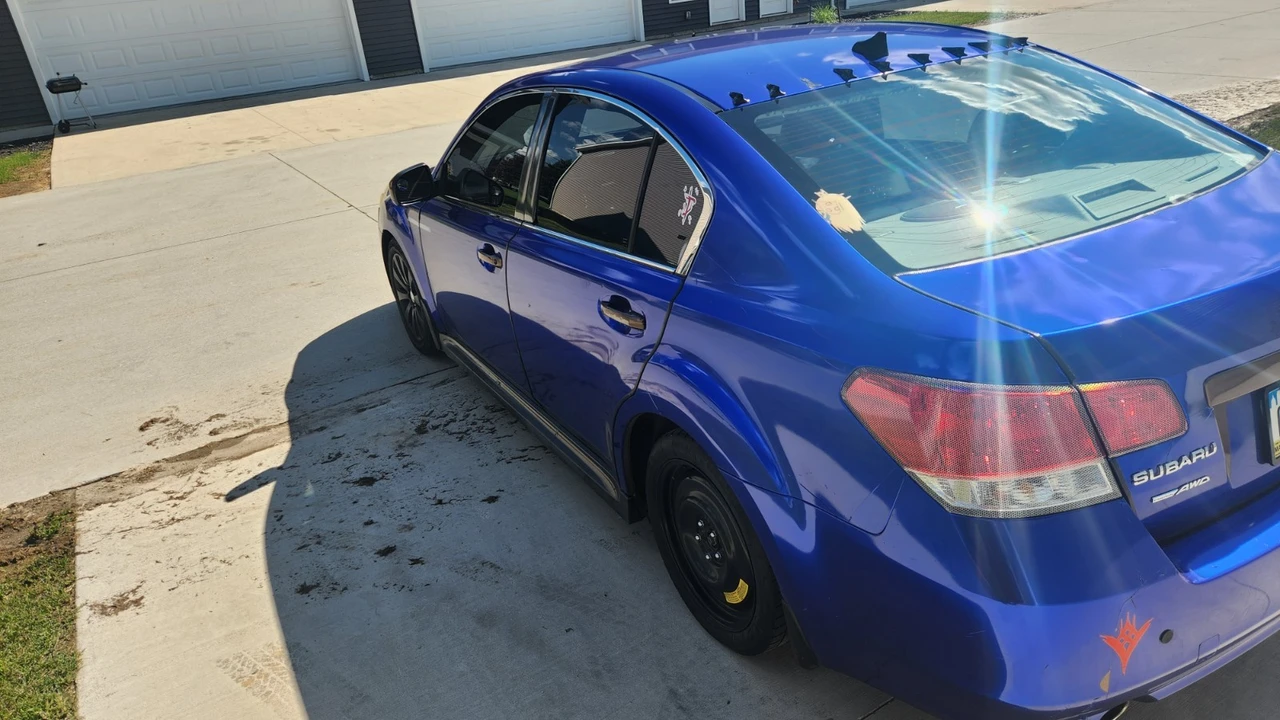 2011 Subaru Legacy 5th Gen - Image 5 of 31