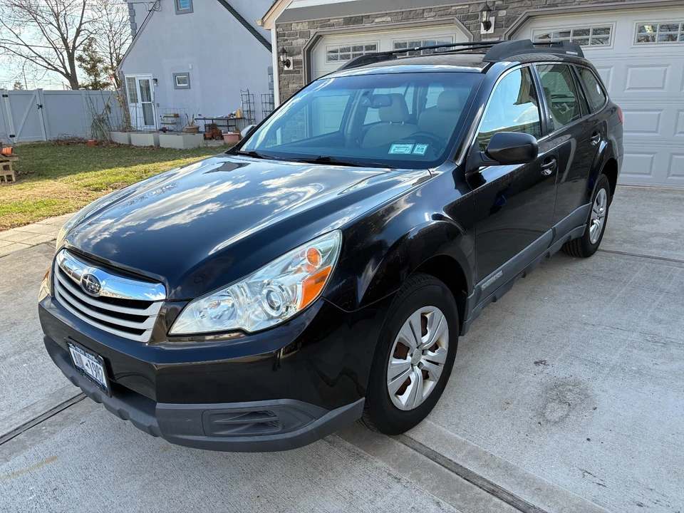 2011 Subaru Outback 4th Gen - Image 3 of 20