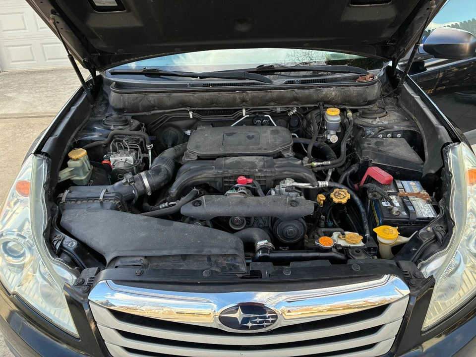 2011 Subaru Outback 4th Gen - Image 10 of 20