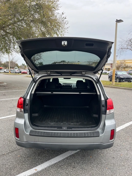 2011 Subaru Outback 4th Gen - Image 6 of 7