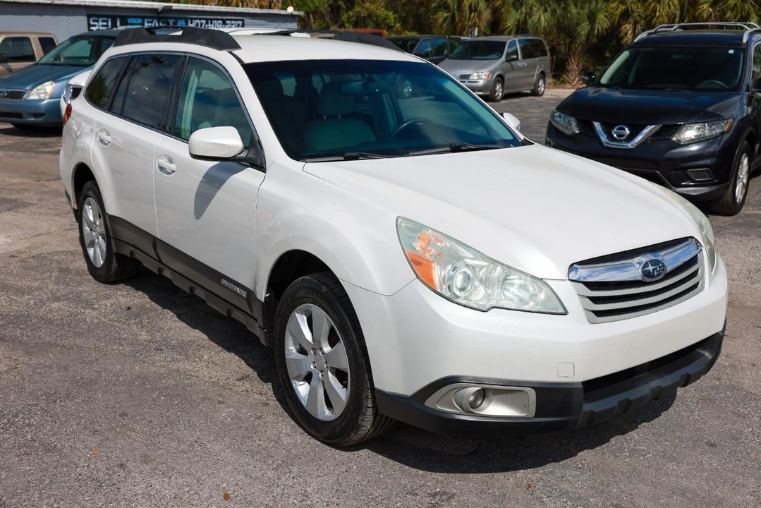 2011 Subaru Outback 4th Gen - Image 15 of 21