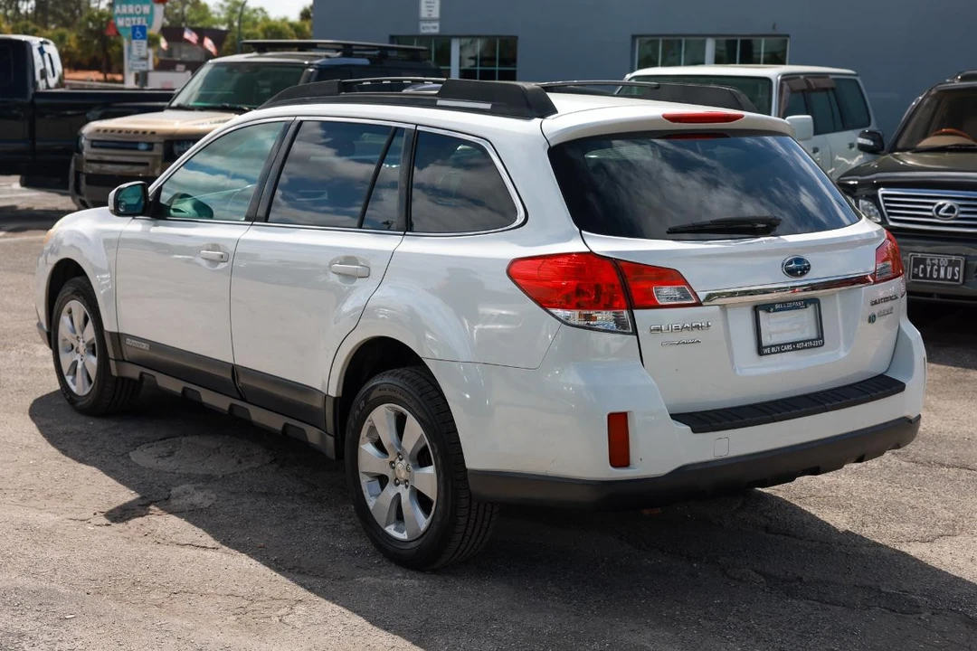 2011 Subaru Outback 4th Gen - Image 5 of 21