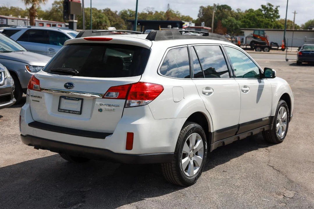 2011 Subaru Outback 4th Gen - Image 11 of 21