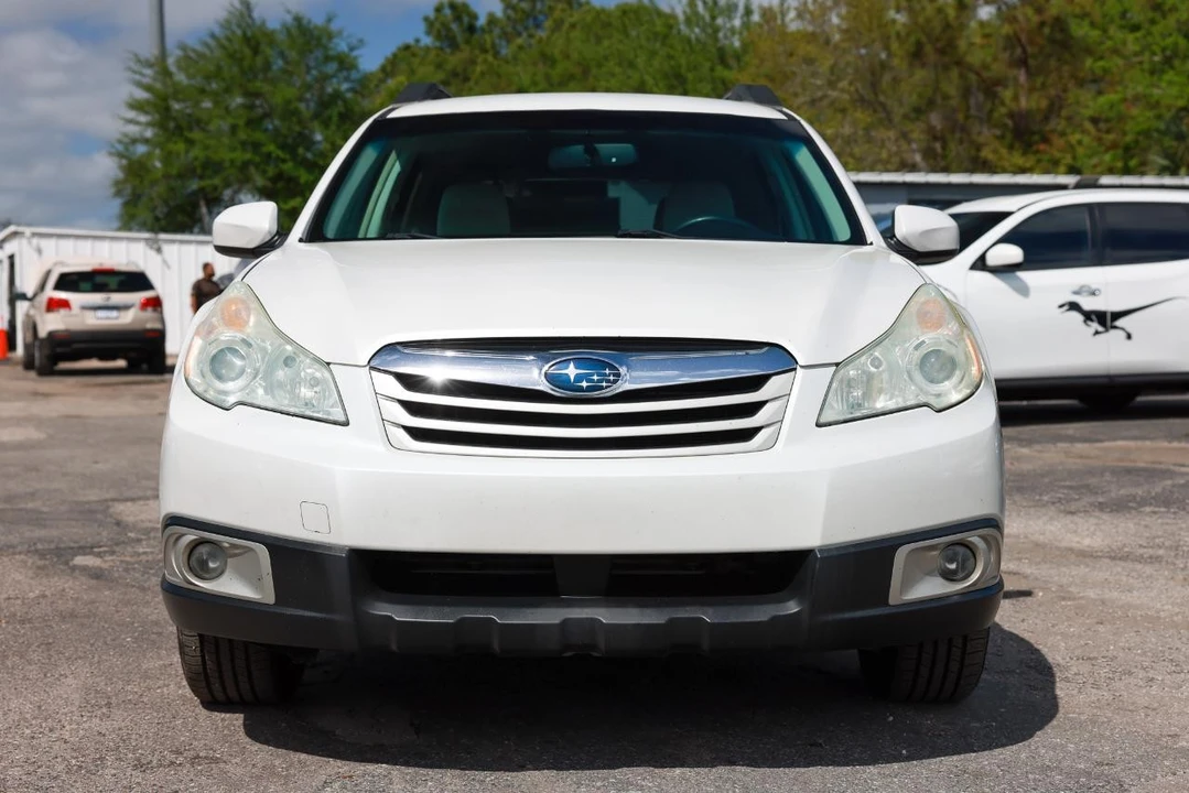 2011 Subaru Outback 4th Gen - Image 17 of 21
