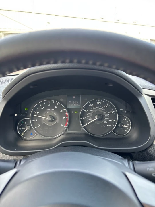2011 Subaru Outback 4th Gen - Image 13 of 14