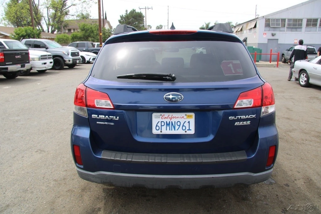 2011 Subaru Outback 4th Gen - Image 7 of 21