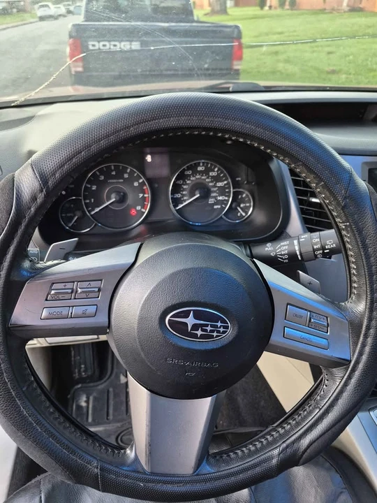 2011 Subaru Outback 4th Gen - Image 6 of 10
