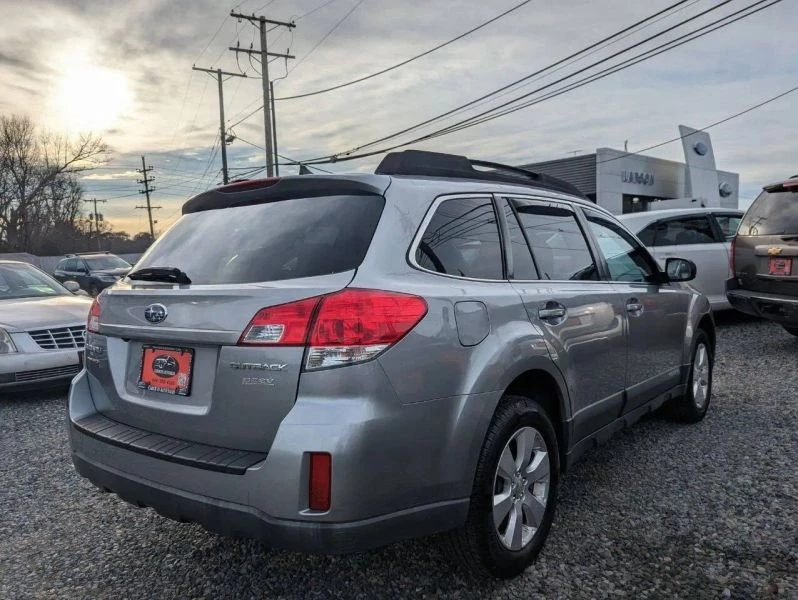 2011 Subaru Outback 5th Gen - Image 8 of 12
