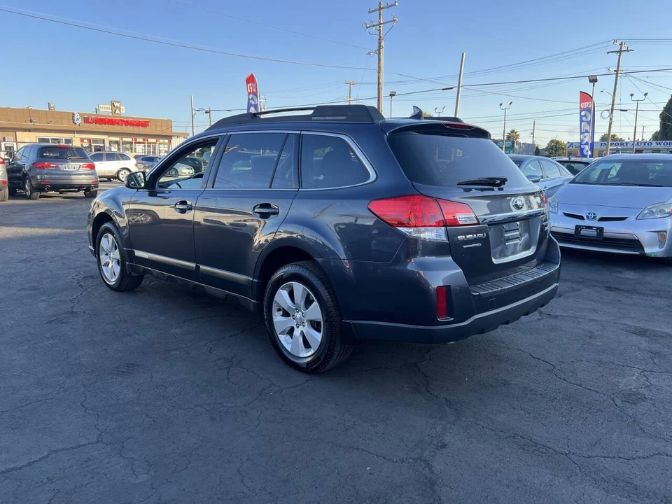 2011 Subaru Outback 4th Gen - Image 4 of 17