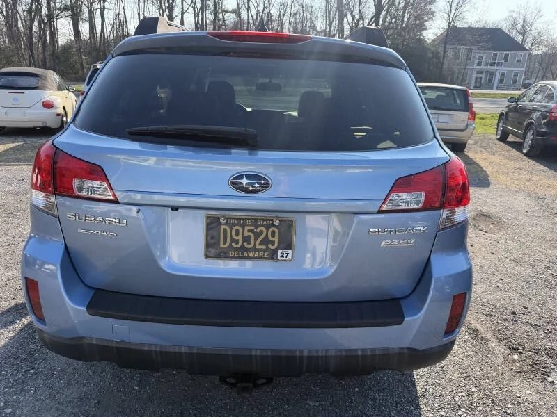 2011 Subaru Outback 4th Gen - Image 12 of 20