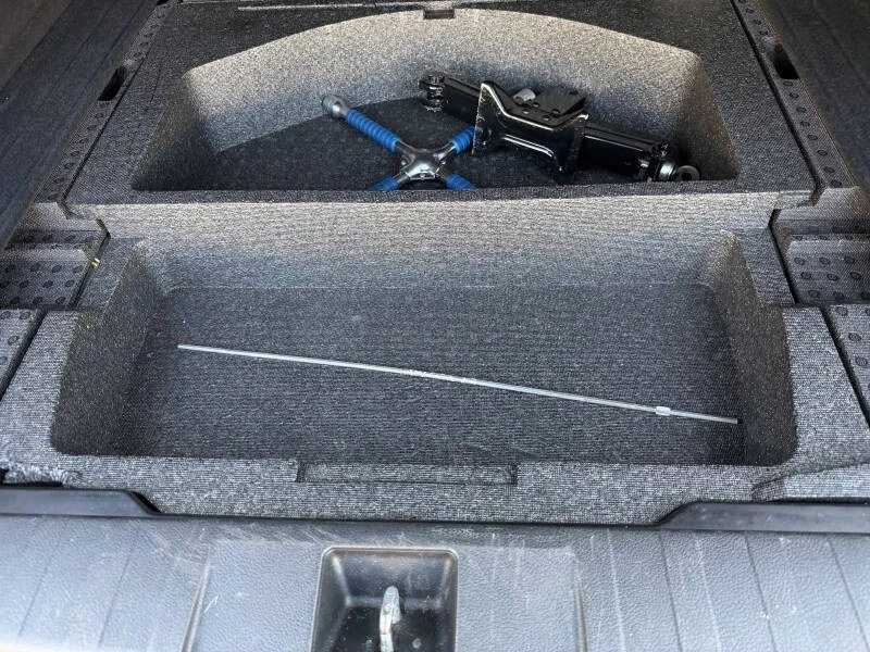 2011 Subaru Outback 4th Gen - Image 8 of 20