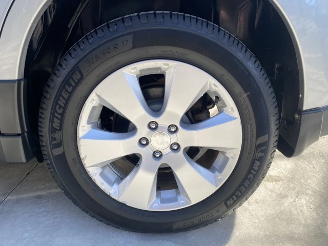 2011 Subaru Outback 4th Gen - Image 18 of 21
