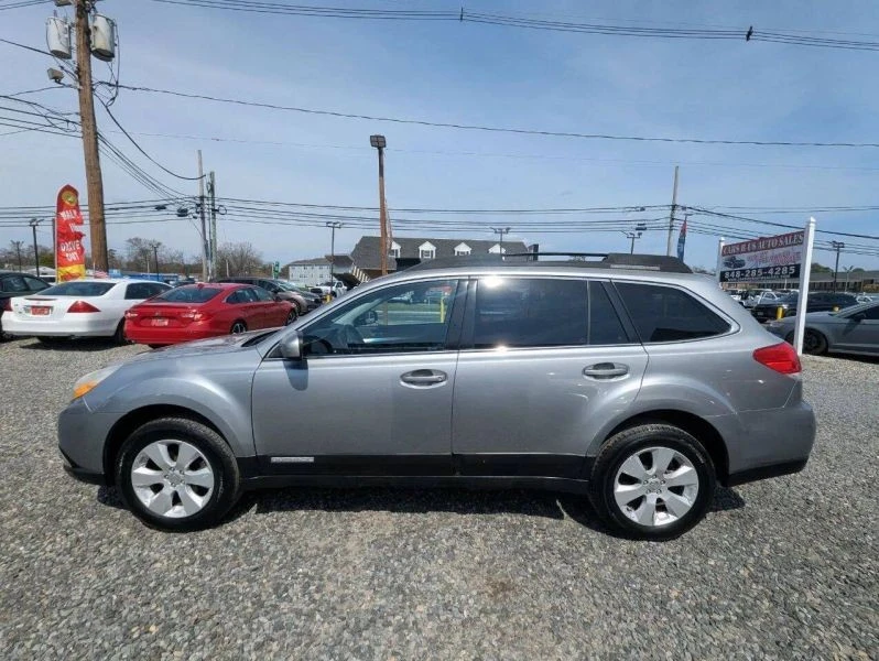 2011 Subaru Outback 4th Gen - Image 8 of 12
