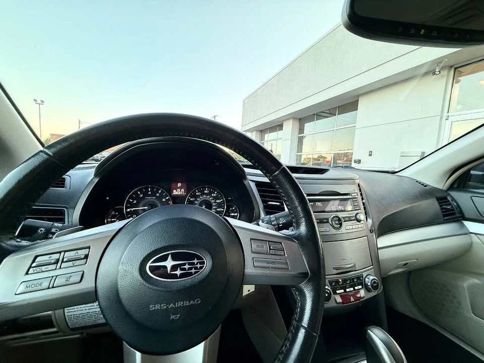 2011 Subaru Outback 4th Gen - Image 17 of 19