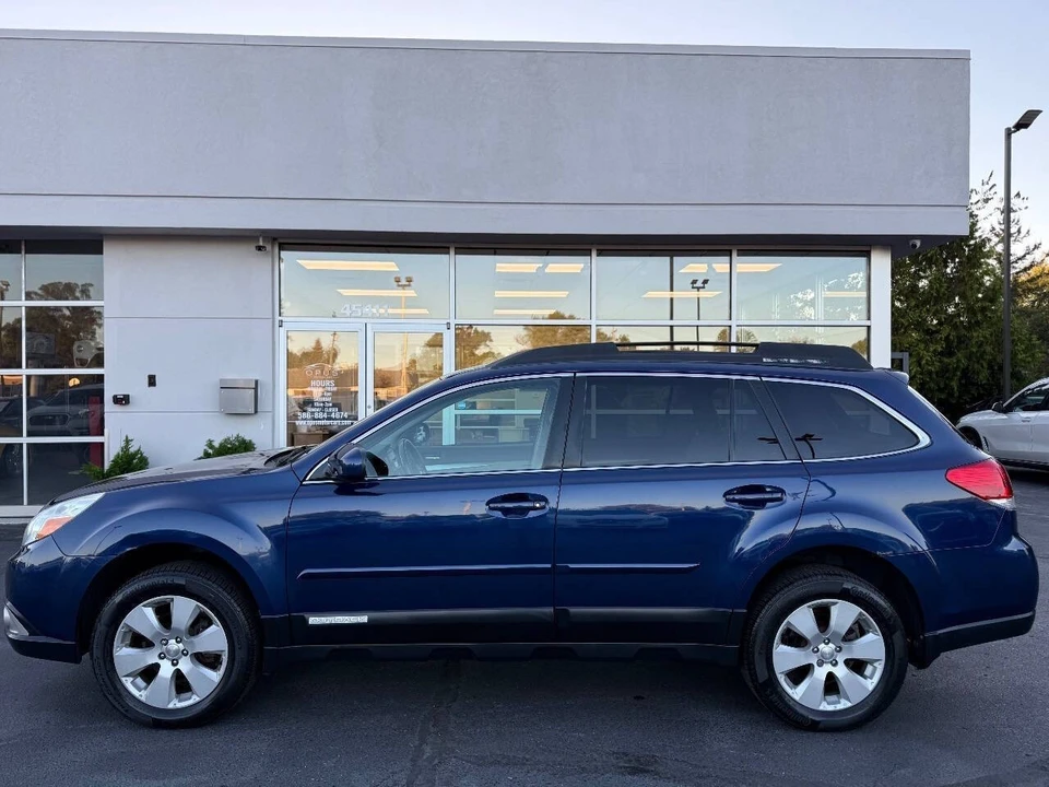 2011 Subaru Outback 4th Gen - Image 2 of 19
