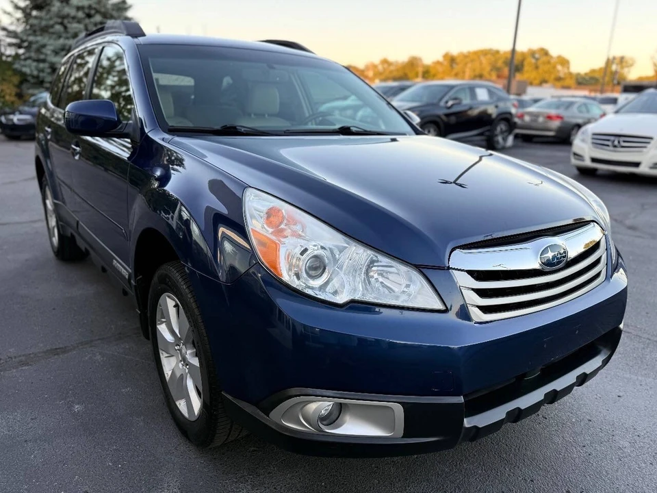 2011 Subaru Outback 4th Gen - Image 7 of 19