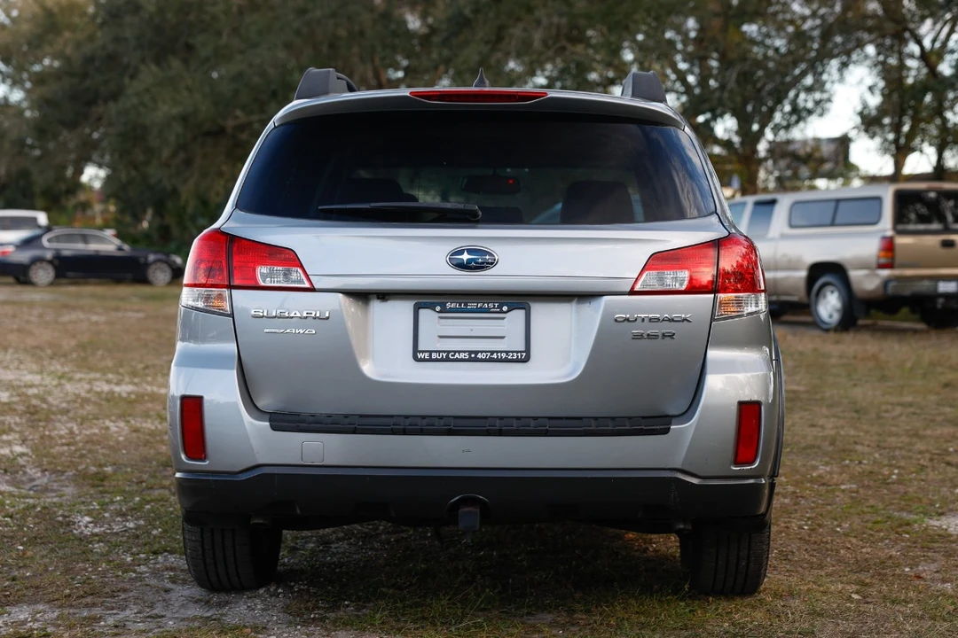 2011 Subaru Outback 4th Gen - Image 7 of 12