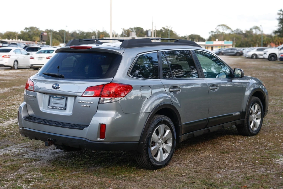 2011 Subaru Outback 4th Gen - Image 11 of 12