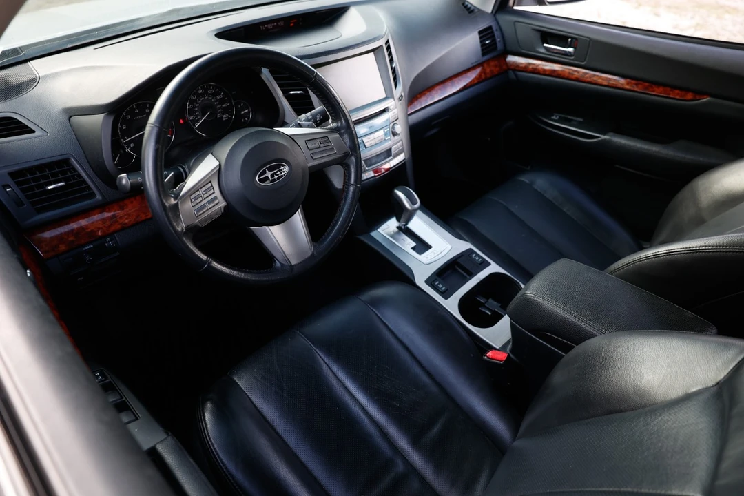 2011 Subaru Outback 4th Gen - Image 4 of 12