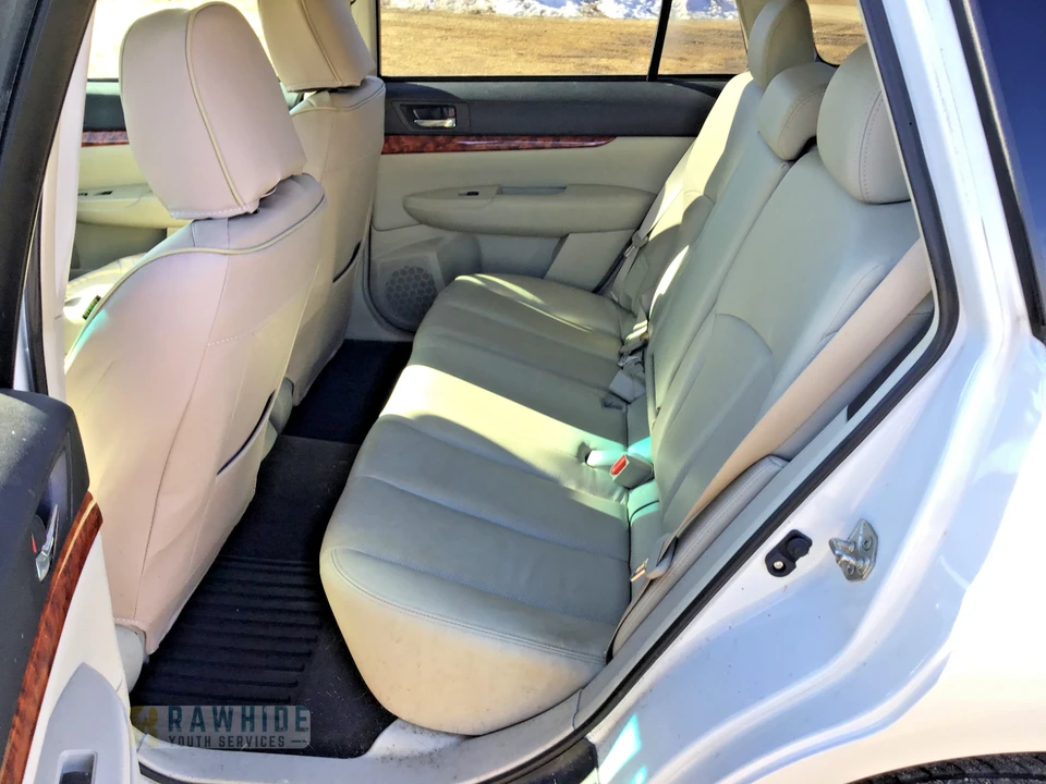 2011 Subaru Outback 4th Gen - Image 13 of 21