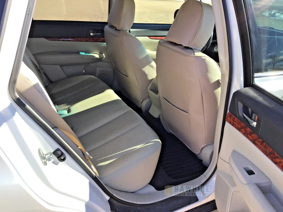 2011 Subaru Outback 4th Gen - Image 16 of 21