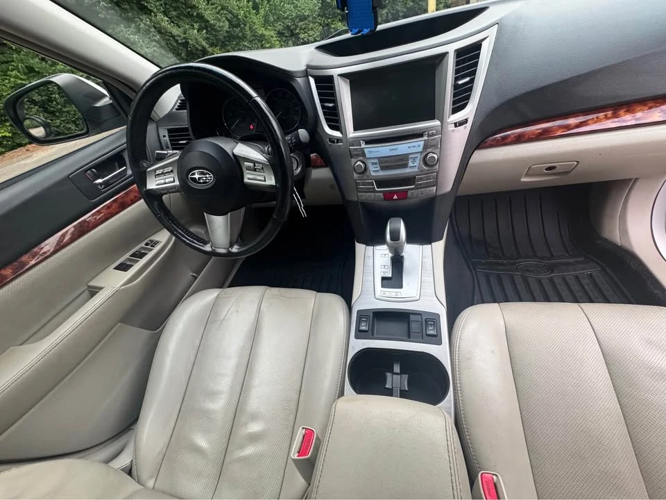 2011 Subaru Outback 4th Gen - Image 9 of 12