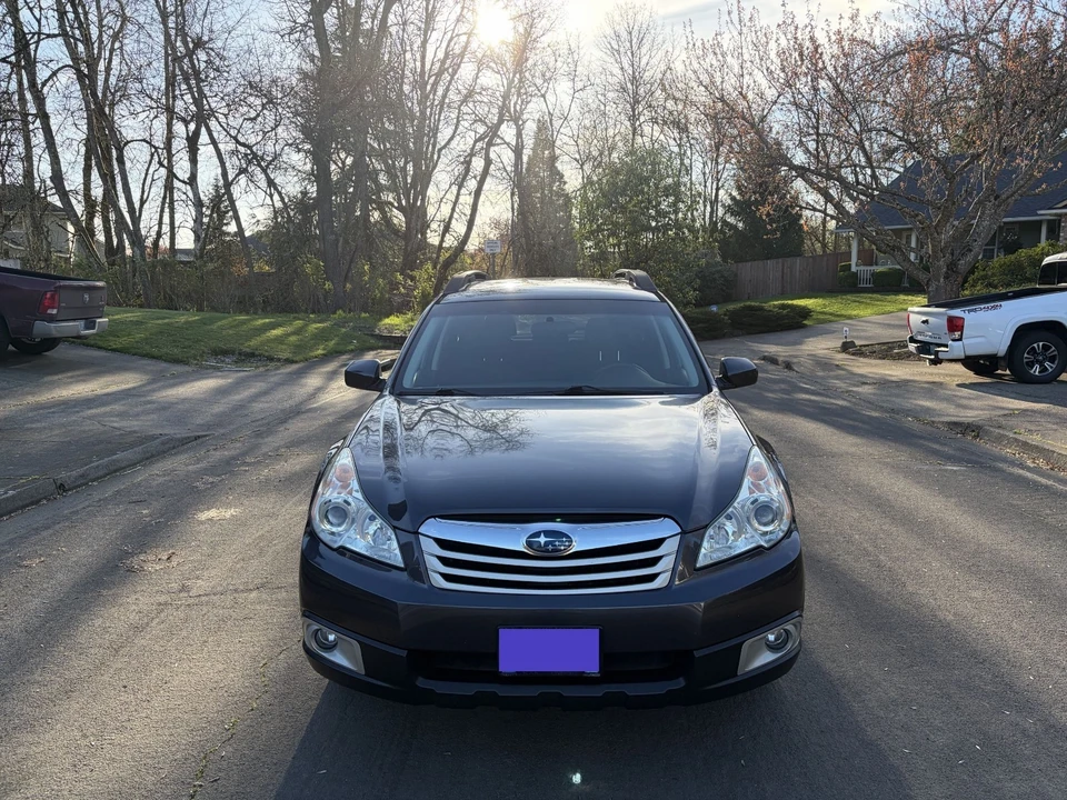 2011 Subaru Outback 4th Gen - Image 4 of 11