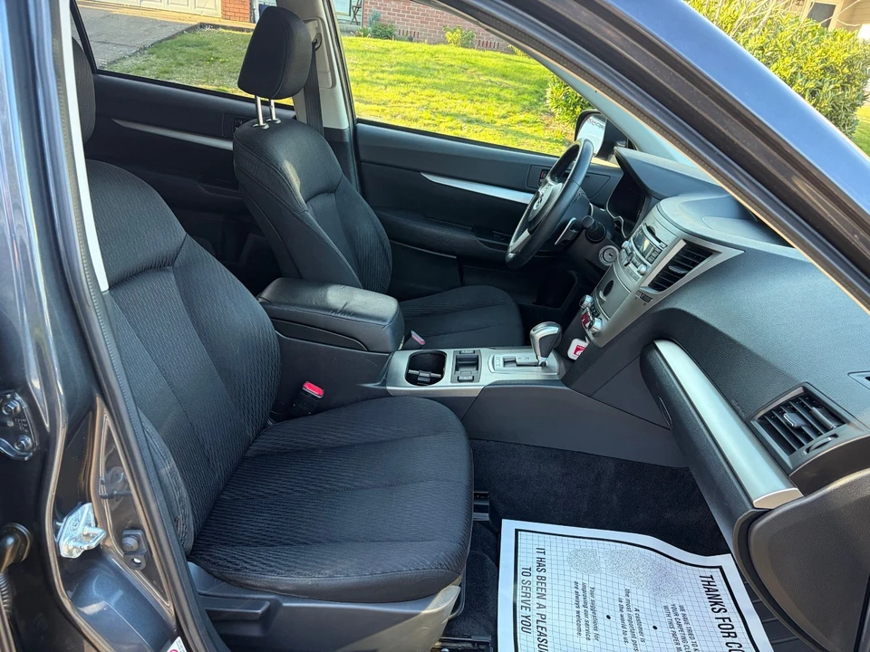 2011 Subaru Outback 4th Gen - Image 6 of 11