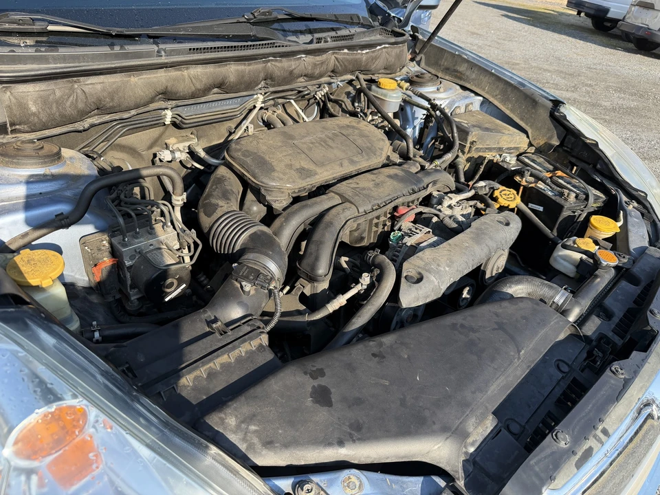 2011 Subaru Outback 4th Gen - Image 2 of 21