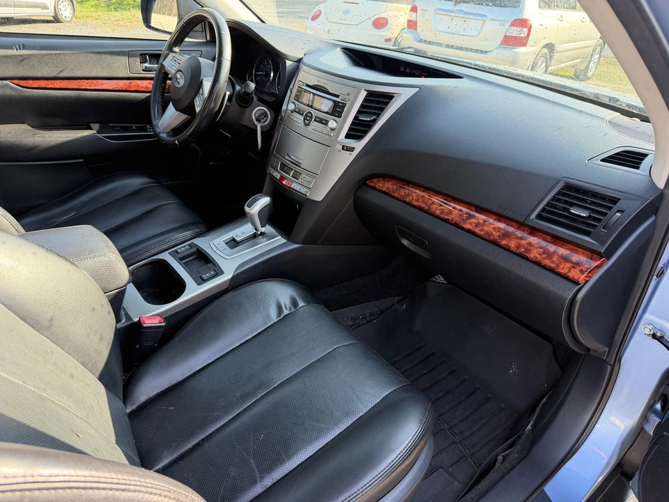 2011 Subaru Outback 4th Gen - Image 7 of 21