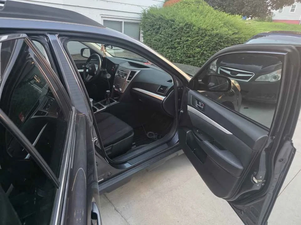 2011 Subaru Outback 4th Gen - Image 14 of 18