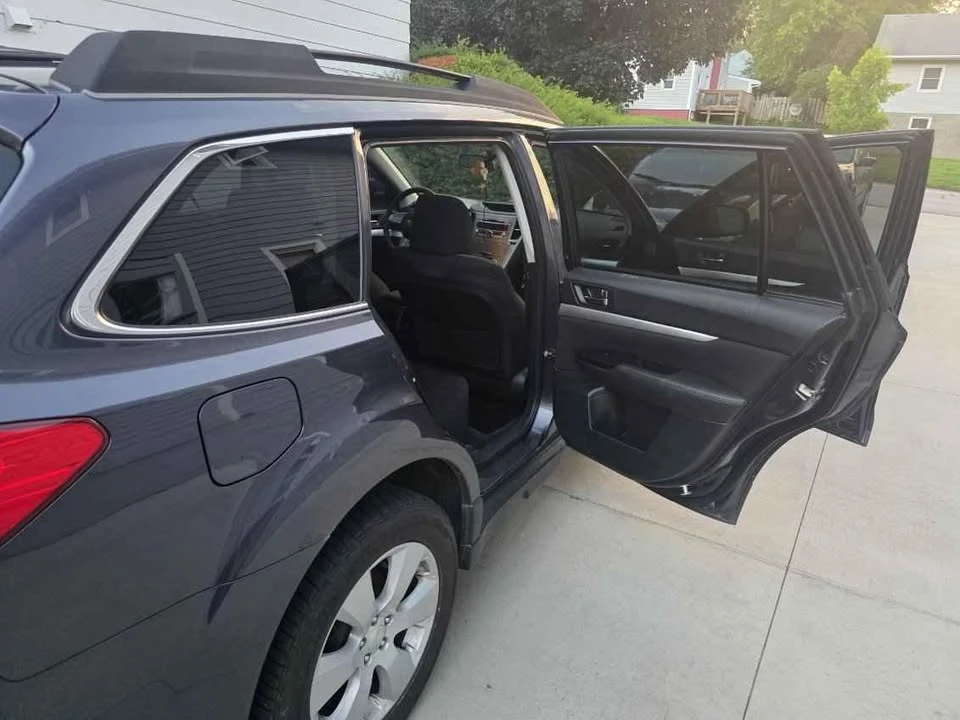 2011 Subaru Outback 4th Gen - Image 13 of 18