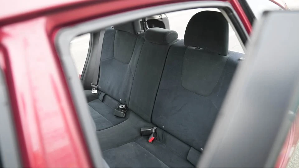 2011 Subaru Impreza 3rd Gen - Image 8 of 19