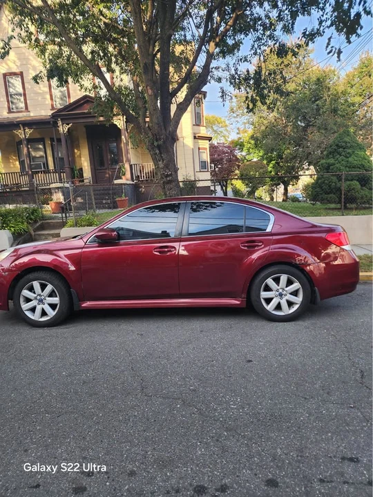 2011 Subaru Legacy 5th Gen - Image 2 of 2