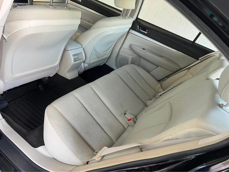2011 Subaru Legacy 5th Gen - Image 8 of 11