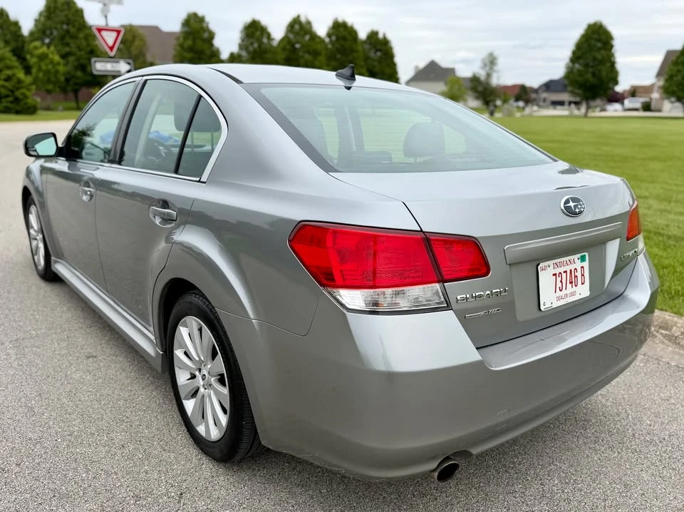 2011 Subaru Legacy 5th Gen - Image 4 of 20