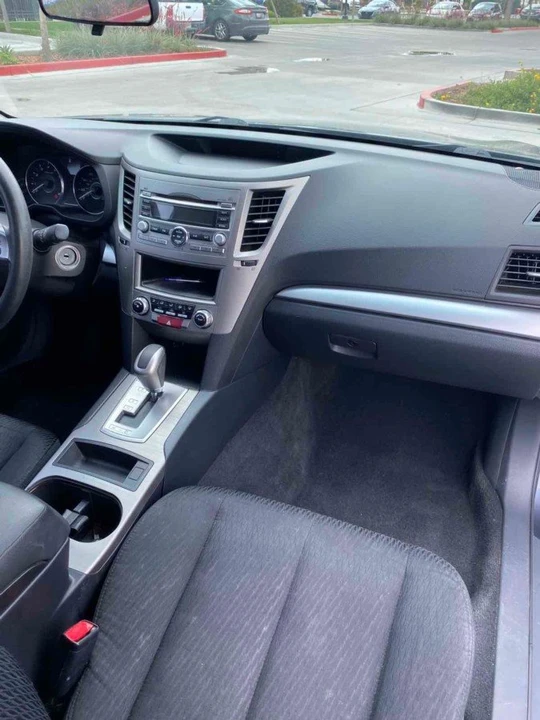 2011 Subaru Legacy 5th Gen - Image 17 of 20