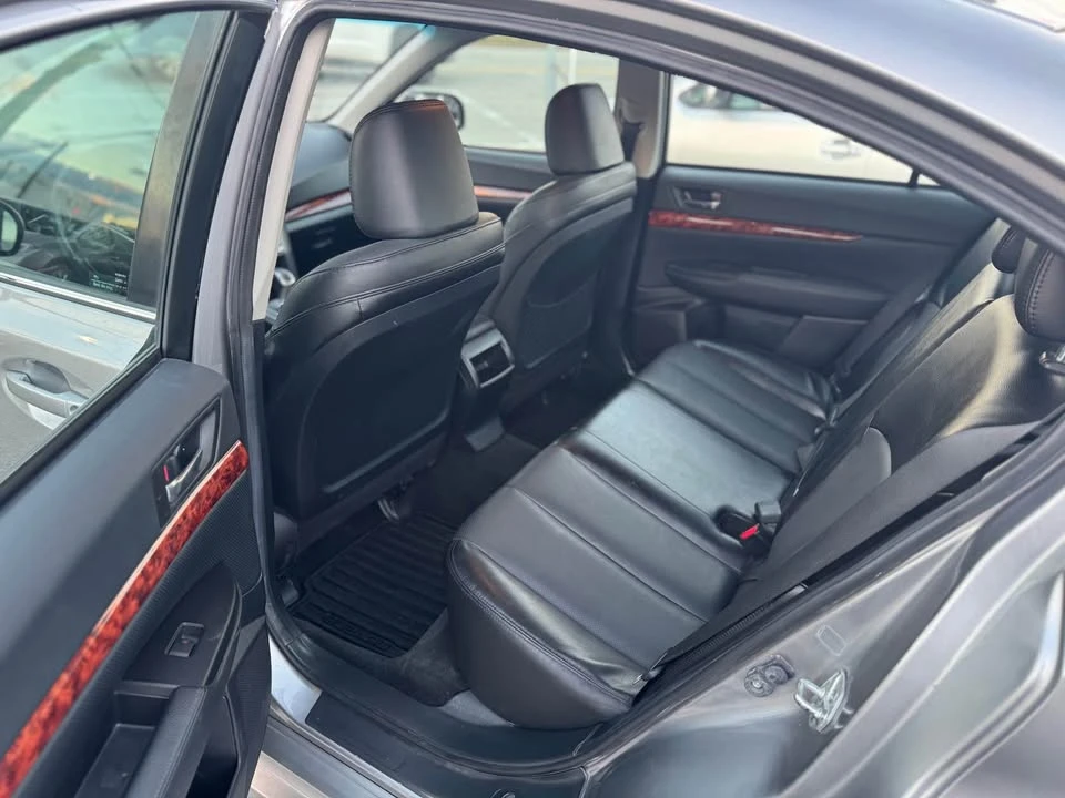 2011 Subaru Legacy 5th Gen - Image 12 of 20